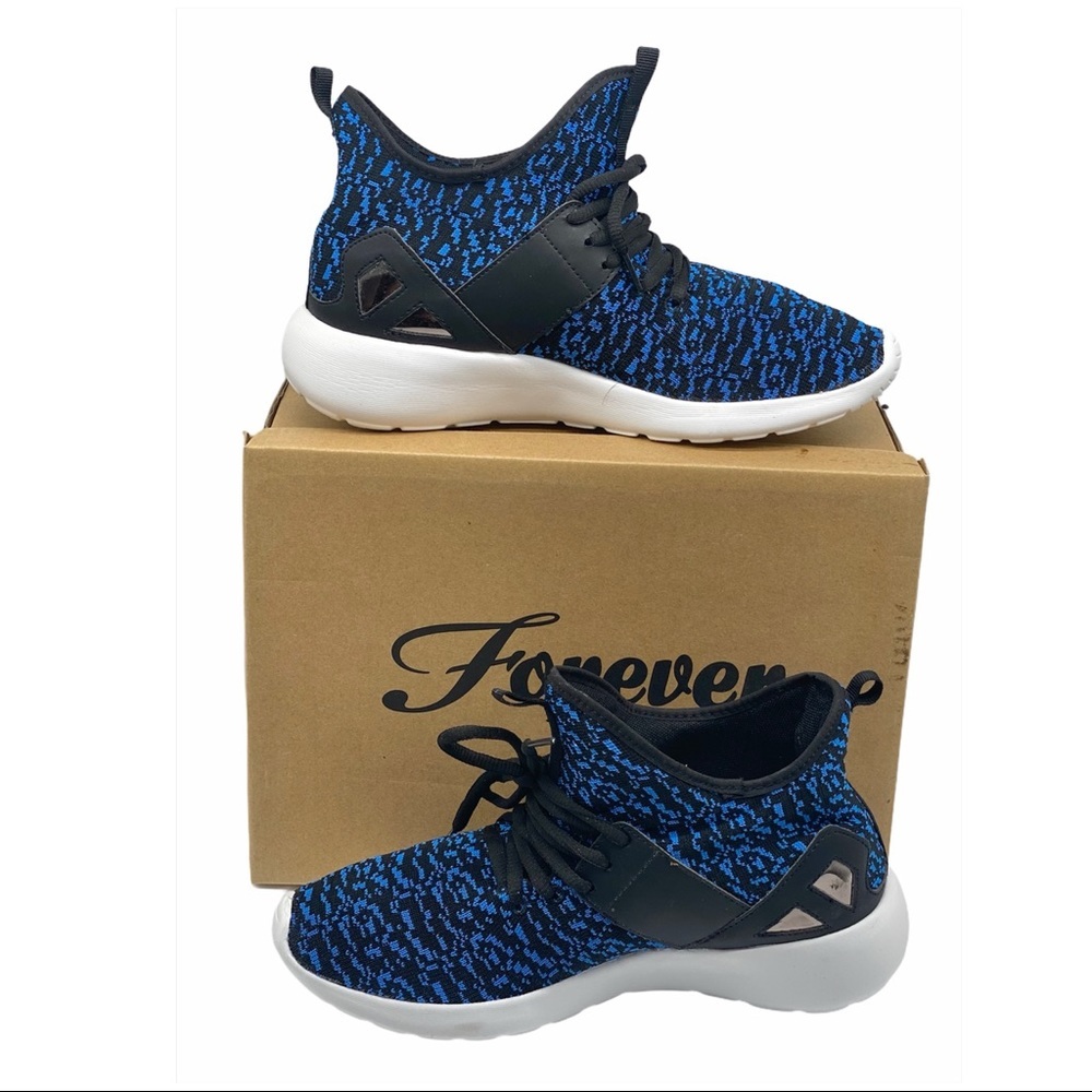 FOREVER LINK NIB Navy High Top Sneakers